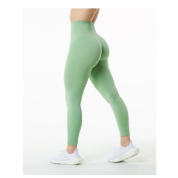 Brand new Alphalete Ozone Leggings - Picture 1 of 3